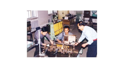 變速箱殼體平行度、同軸度檢測