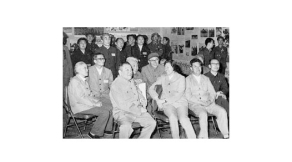 布赫、郝建秀同志來我校視察工作